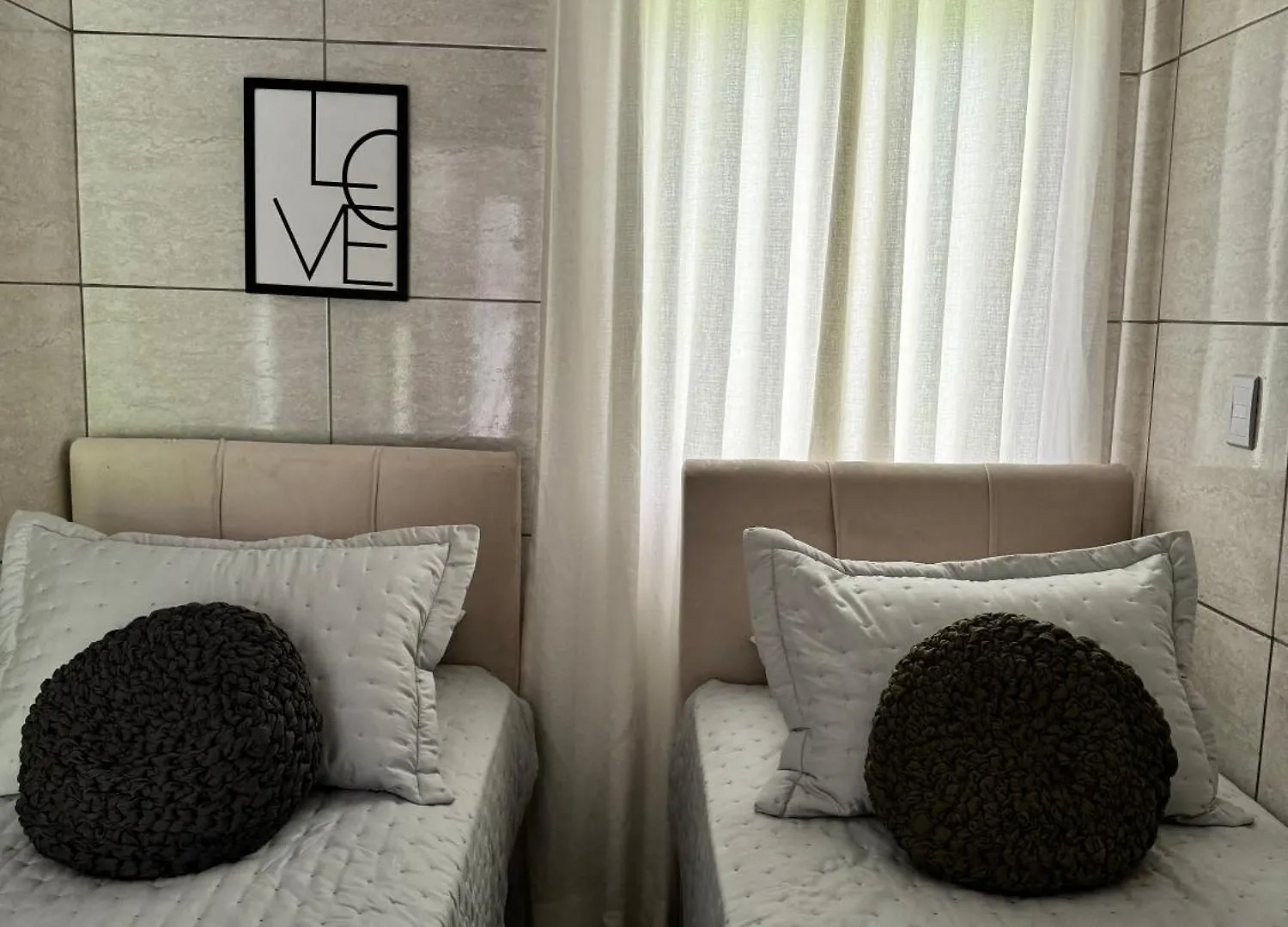 Granbalaio Hostel Блуменау